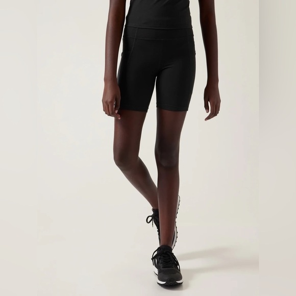 Athleta Girl Stash Your Treasures Bike Short in Black - Picture 1 of 10